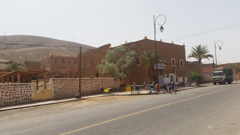 Ait Tiourhza Dar Ilyana酒店 外观 照片